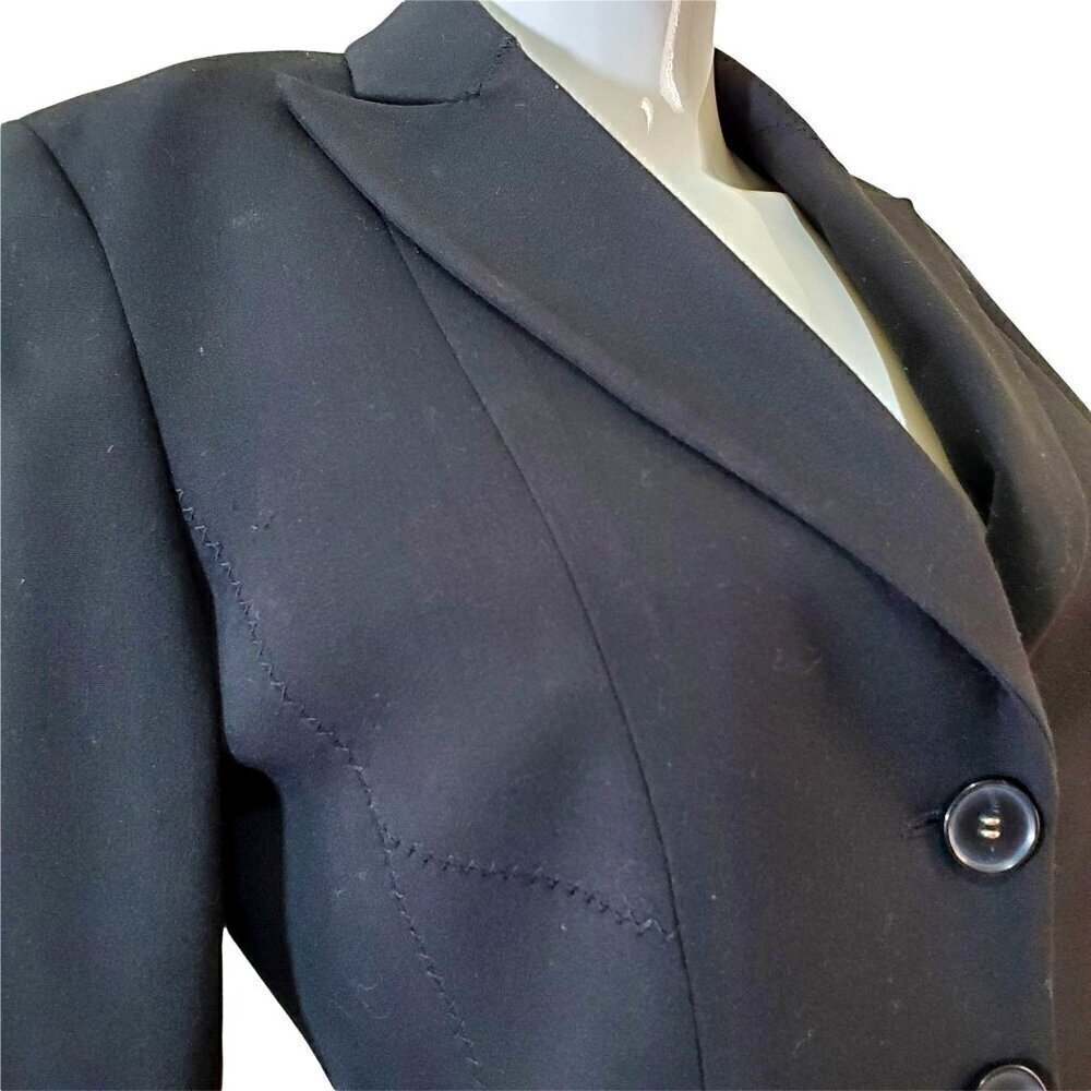 Tahari Black Fitted 3 Btn Blazer Womens 4 Cuffed Slv Finely Woven Poly Blend
